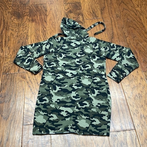 Almost famous women’s Camo dress hoodie - Picture 1 of 6